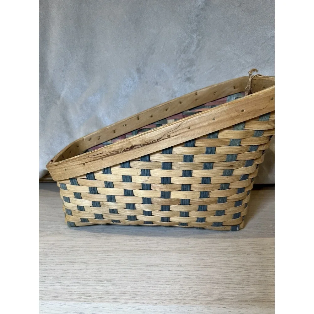 Karen Traub Originals Woven Basket 10x8x7 Tan Reds Greens Vintage 2000 LOVELY